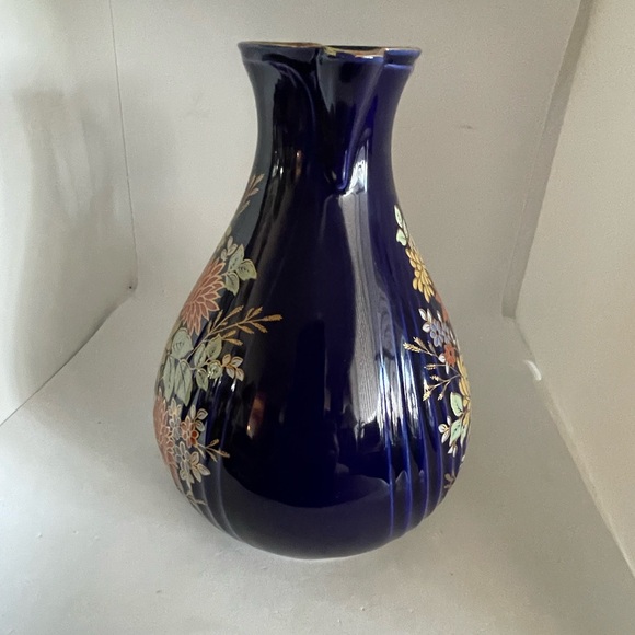 Bareuther Waldsassen Echt Cobalt 8” Vase/Pitcher handpainted 22K Gold Flowers - Picture 8 of 9